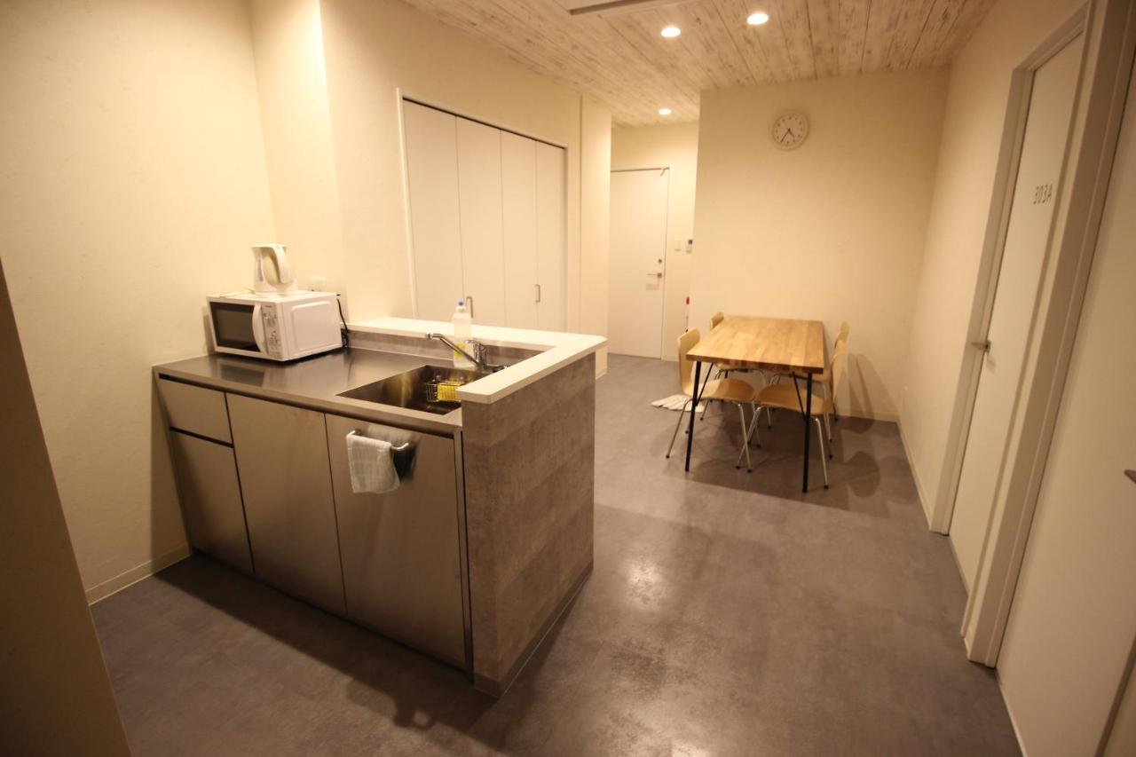 Namba West Saika Apartment Osaka Ngoại thất bức ảnh